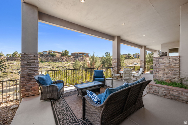 2376 Stone Crest Circle St. George, UT 84790 - Photo 49 of 61 View of patio with outdoor seating