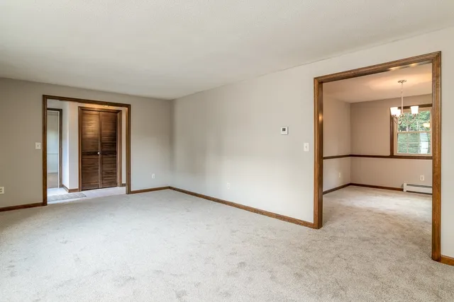 $3,500 | 184 Cambridge Circle, Longmeadow, MA 01106