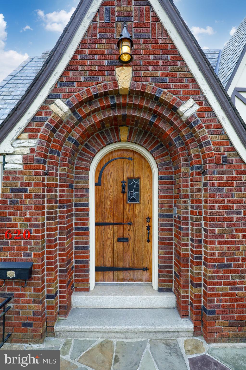 620 South Spruce Street Lititz, PA 17543 - Photo 11 of 57 a front view of a building with a door