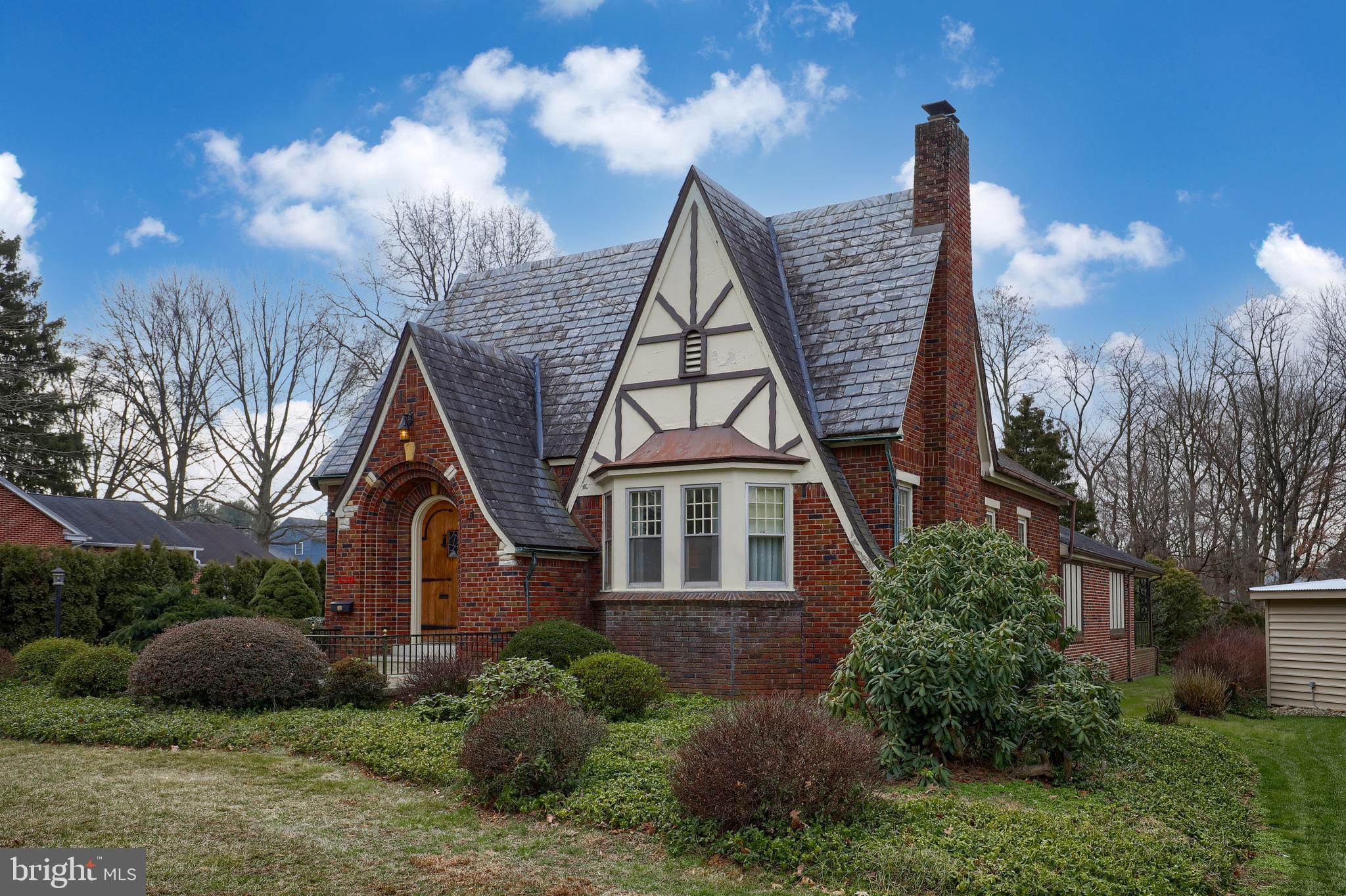 620 South Spruce Street Lititz, PA 17543 - Photo 14 of 57 a view of a house with a yard and potted plants