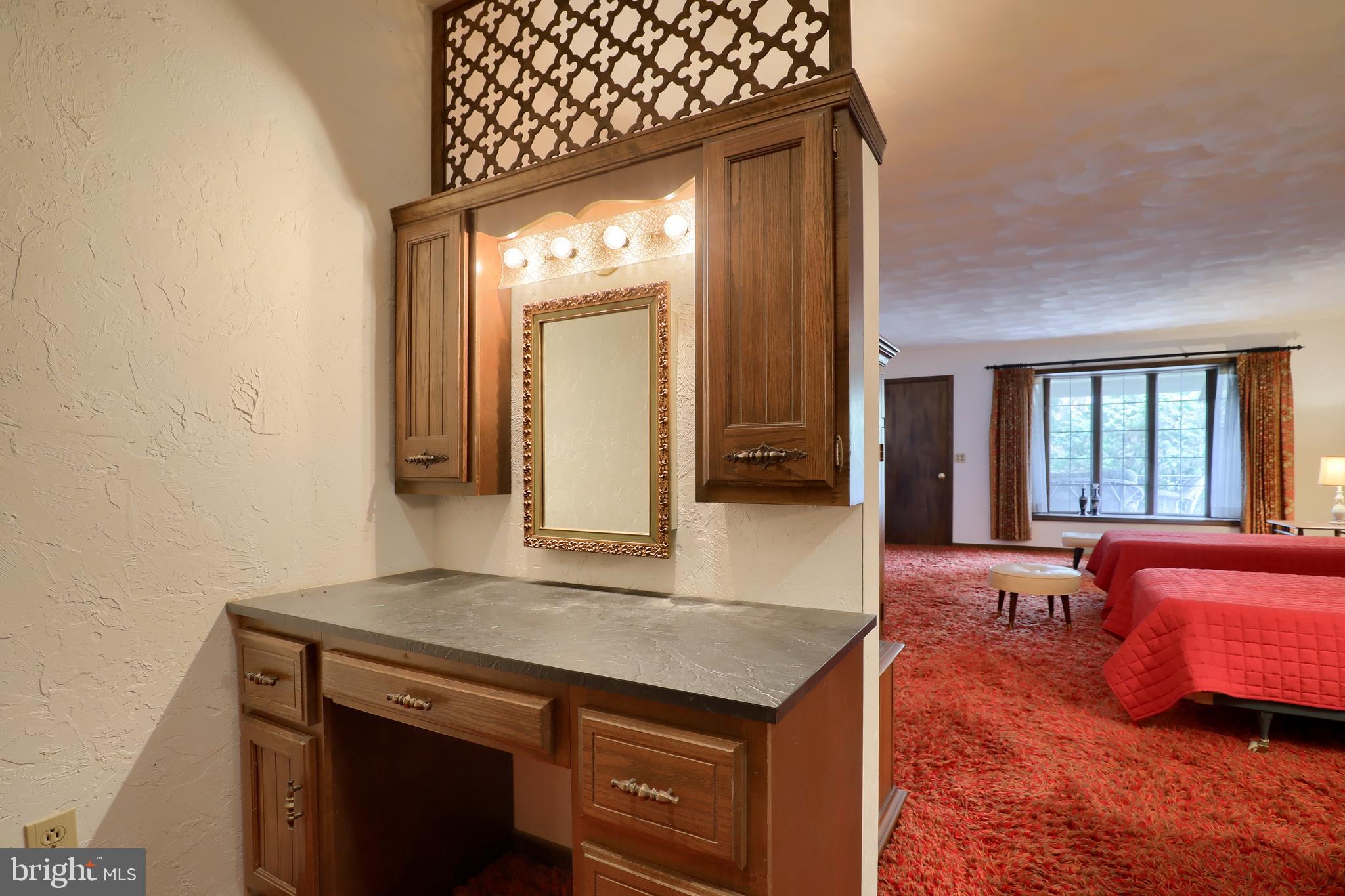 620 South Spruce Street Lititz, PA 17543 - Photo 40 of 57 On suite bath for bedroom #1.