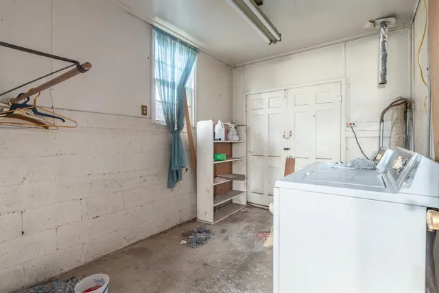 $139,900 | 1089 Highway 22, Whitney, TX 76692