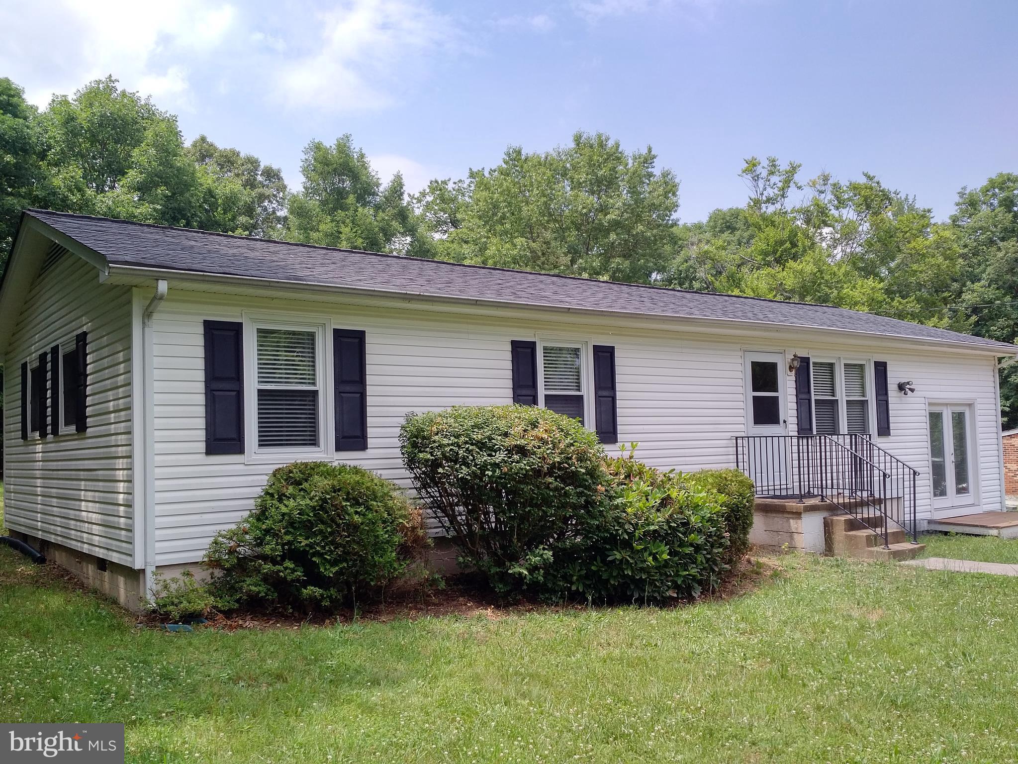 9632 Leavells Road Fredericksburg, VA 22407 - Photo 2 of 17 Exterior (Front)