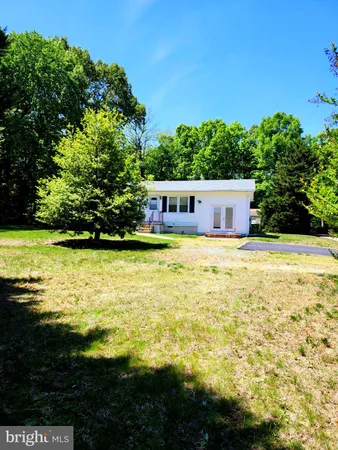 $2,250 | 9632 Leavells Road, Fredericksburg, VA 22407