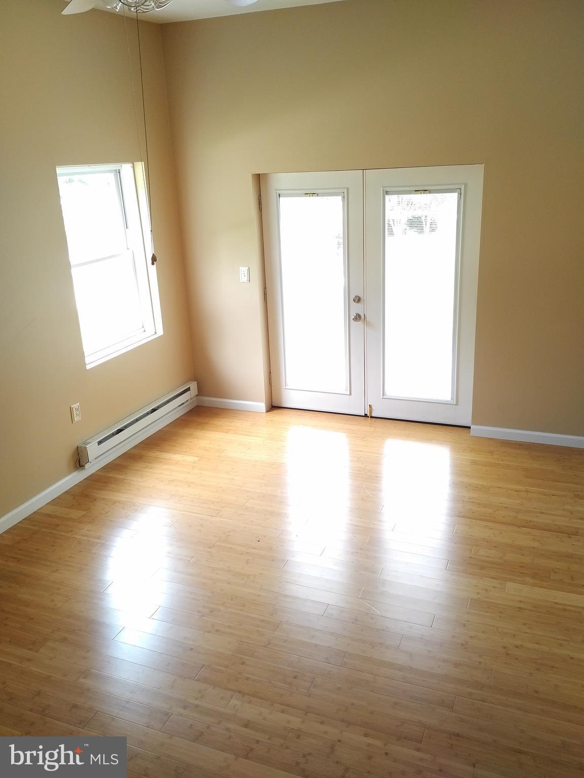 9632 Leavells Road Fredericksburg, VA 22407 - Photo 10 of 17 Family Room