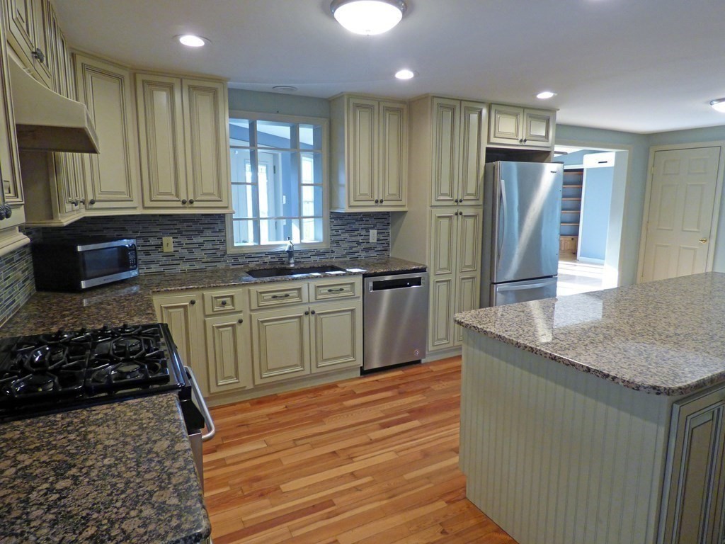 29 Greenfield Road Montague, MA 01351 - Photo 10 of 38 Gallery Image 10