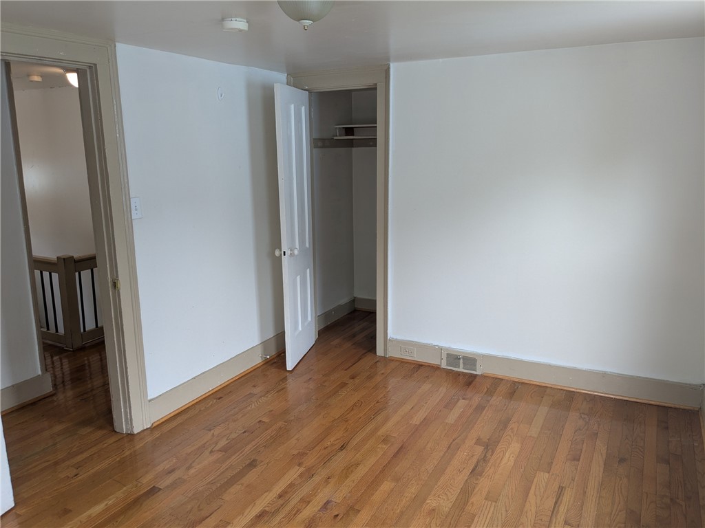 175 Field Street Rochester, NY 14620 - Photo 13 of 20