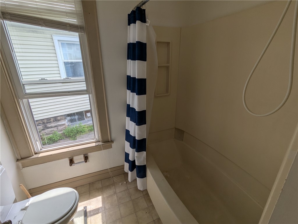 175 Field Street Rochester, NY 14620 - Photo 10 of 20