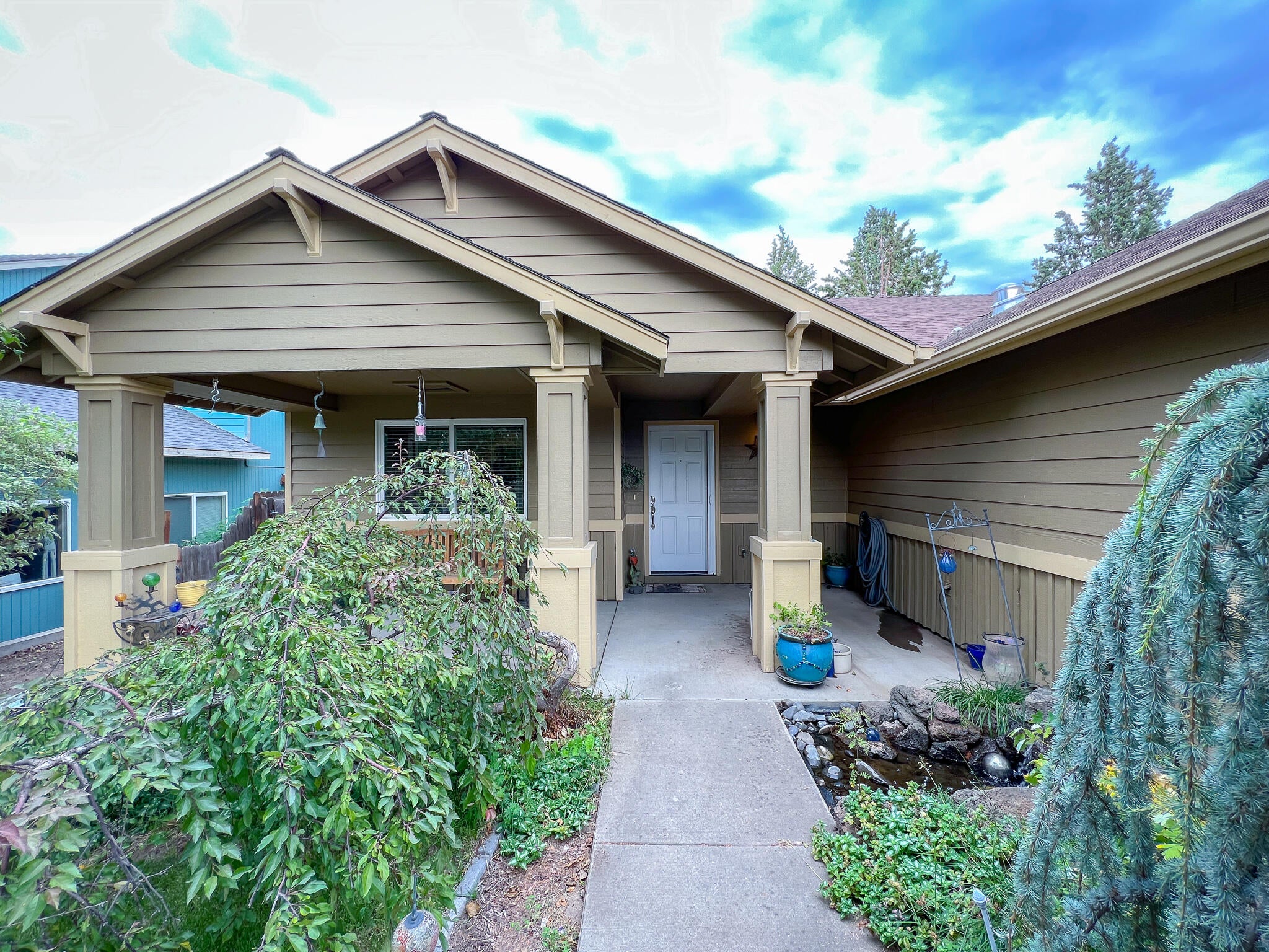 2010 Southwest 38th Street Redmond, OR 97756 - Photo 4 of 20 IMG_7859
