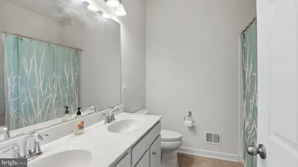 $1,367,000 | 42580 Deer Isle Drive, Chantilly, VA 20152