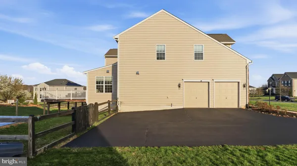 $1,367,000 | 42580 Deer Isle Drive, Chantilly, VA 20152