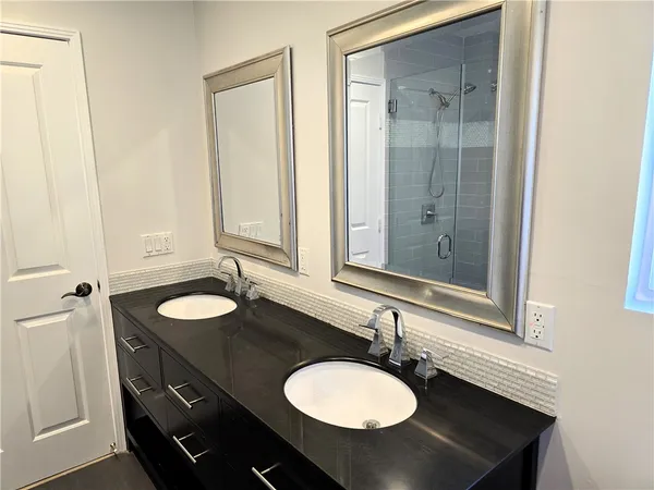 $5,900 | 17840 Tarzana Street, Encino, CA 91316