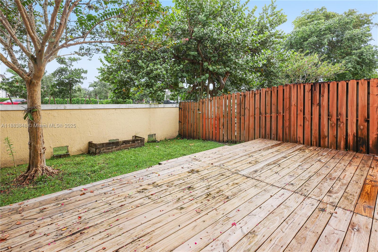 7627 East Stonecreek Circle Davie, FL 33024 - Photo 26 of 29