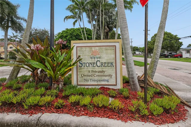 $2,995 | 7627 East Stonecreek Circle, Davie, FL 33024