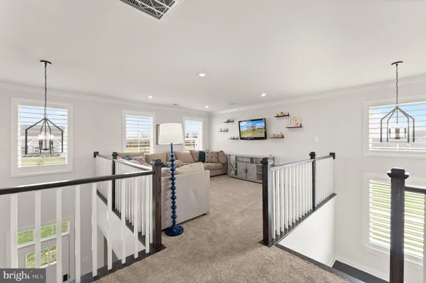 $1,145,000 | 38373 Coralberry Place, Lovettsville, VA 20180