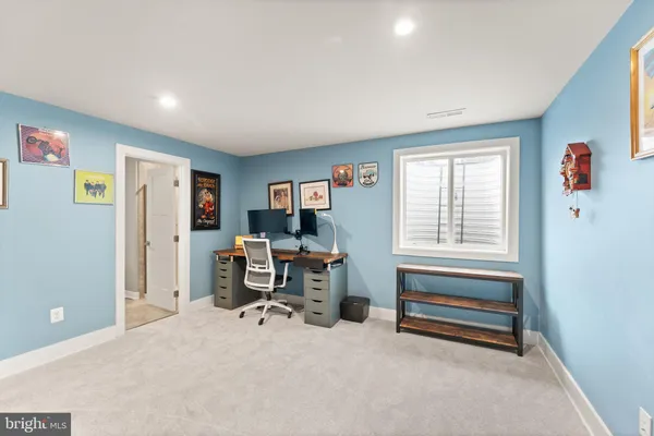 $1,145,000 | 38373 Coralberry Place, Lovettsville, VA 20180