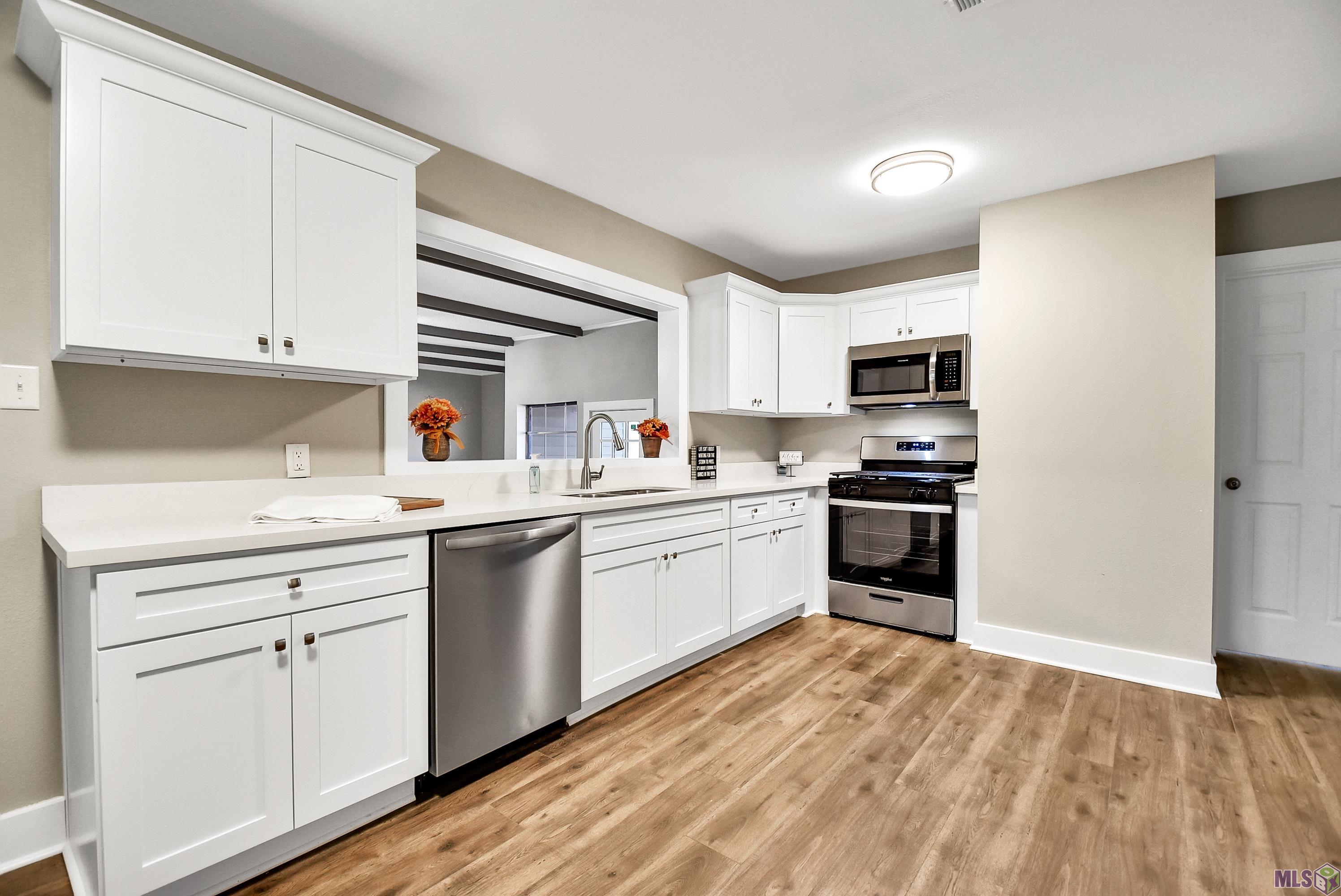 14378 Roddy Road Gonzales, LA 70737 - Photo 3 of 15 Gallery Image 3