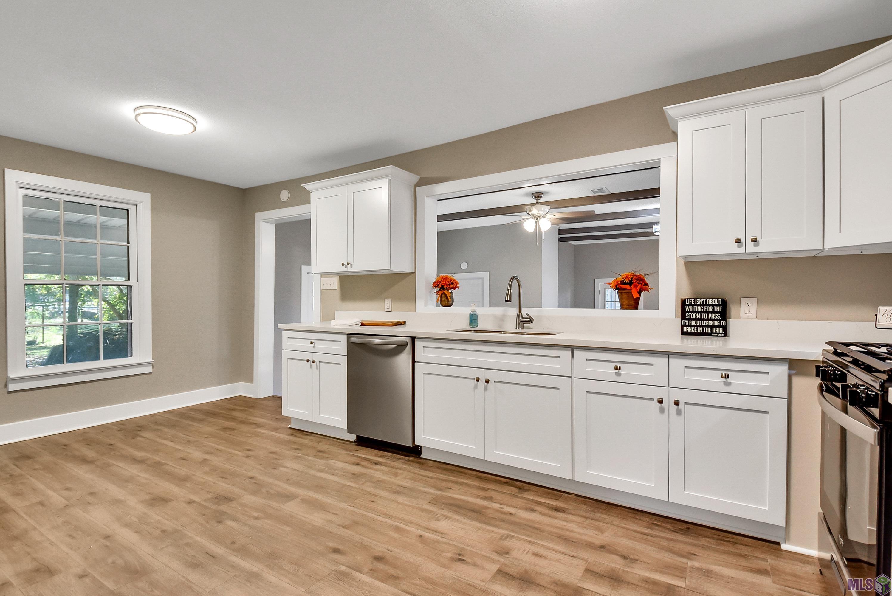 14378 Roddy Road Gonzales, LA 70737 - Photo 4 of 15 Gallery Image 4