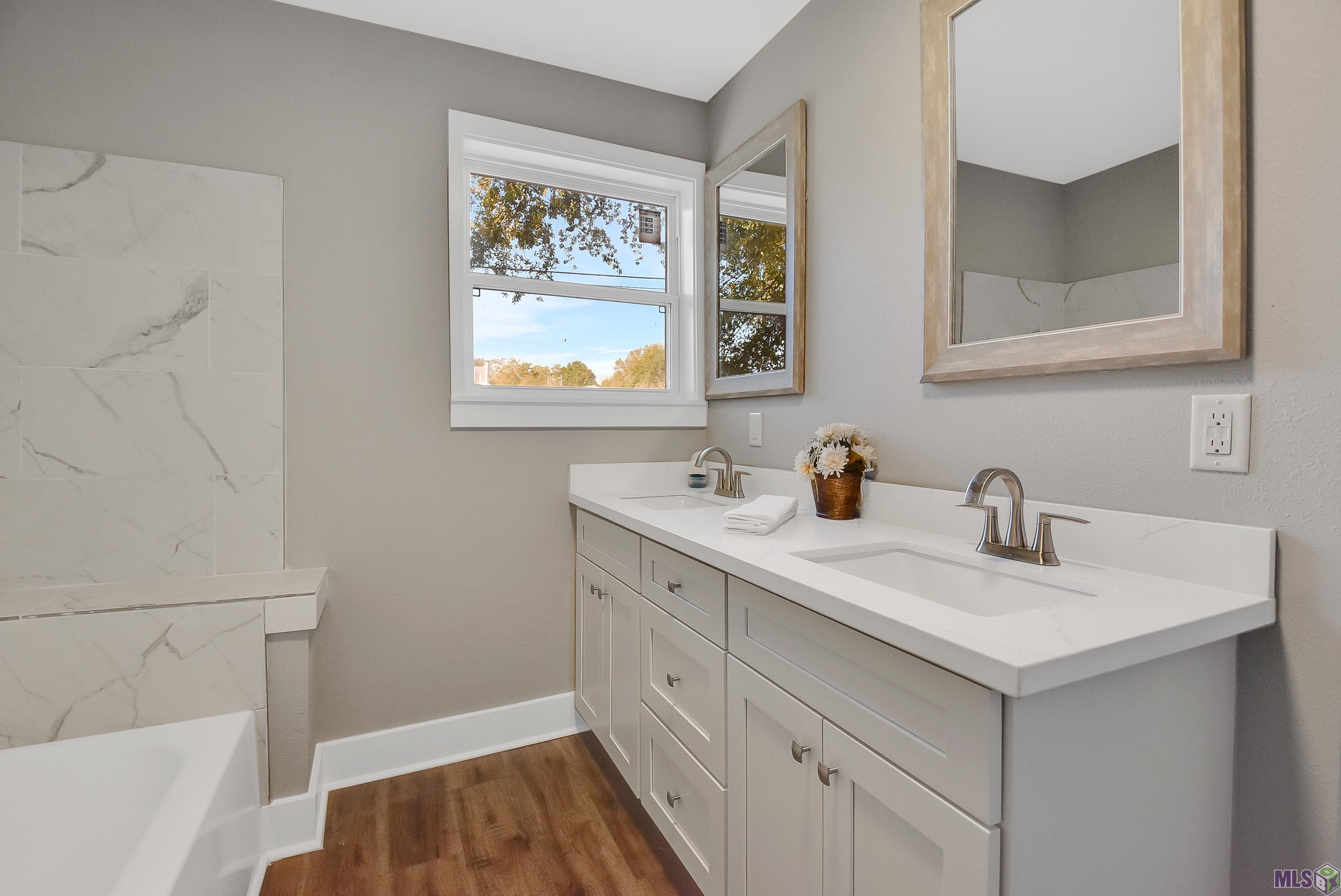 14378 Roddy Road Gonzales, LA 70737 - Photo 7 of 15 Gallery Image 7