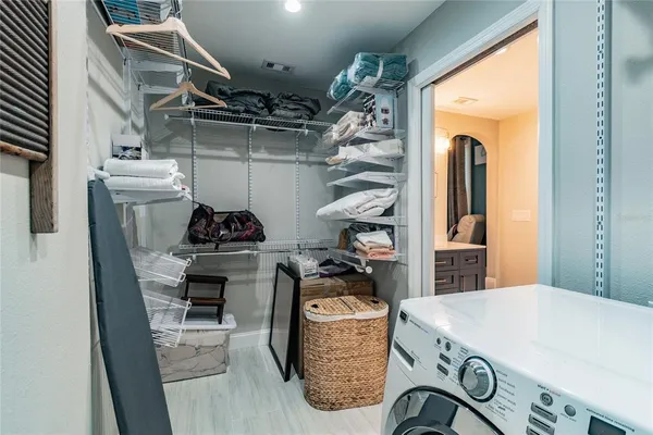 $4,500 | 310 East Paris Street, Tampa, FL 33604