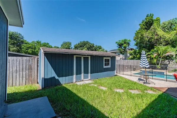 $4,500 | 310 East Paris Street, Tampa, FL 33604
