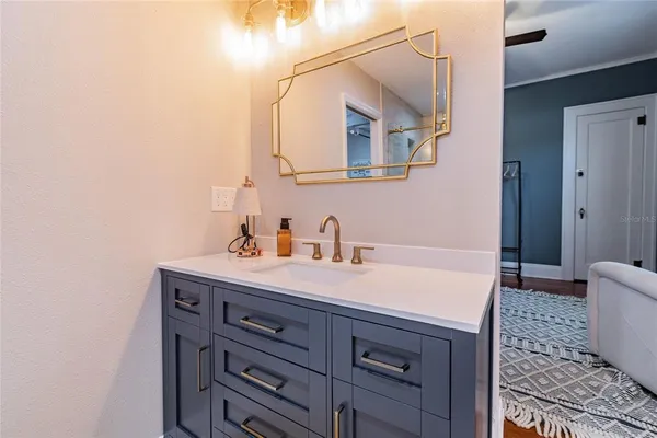 $4,500 | 310 East Paris Street, Tampa, FL 33604