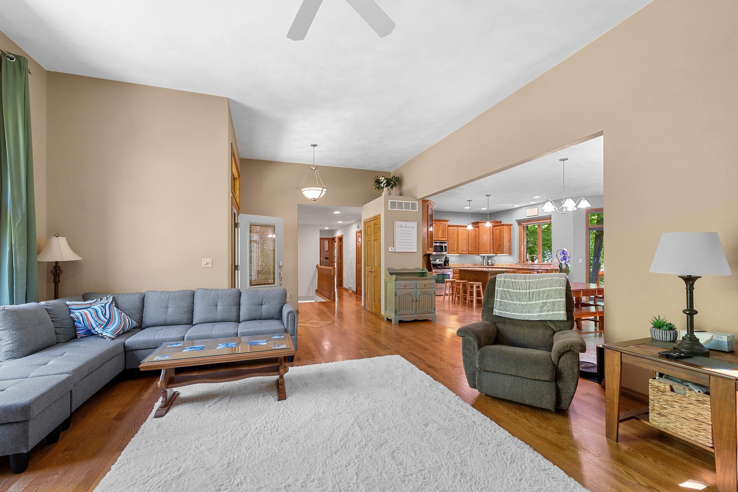 N3880 Anita Wieckert Road Appleton, WI 54913 - Photo 8 of 67