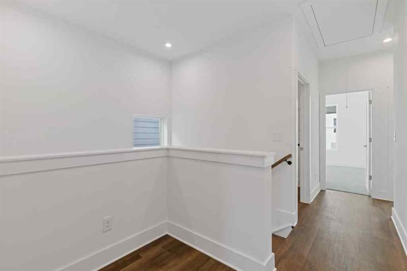 489 Hammons Way Southeast Atlanta, GA 30315 - Photo 22 of 47 a view of a room with wooden floor