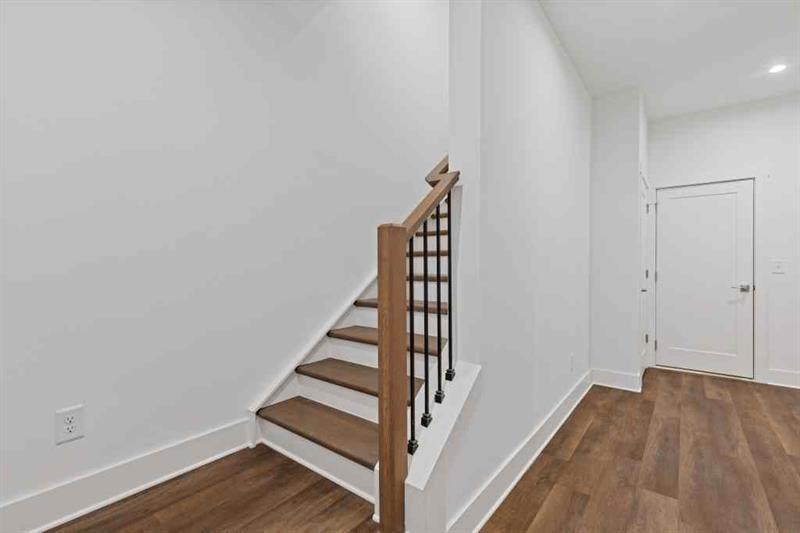 489 Hammons Way Southeast Atlanta, GA 30315 - Photo 24 of 47 a view of entryway with wooden floor