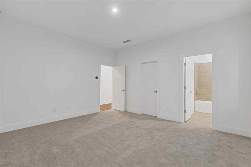 489 Hammons Way Southeast Atlanta, GA 30315 - Photo 25 of 47 a view of an empty room