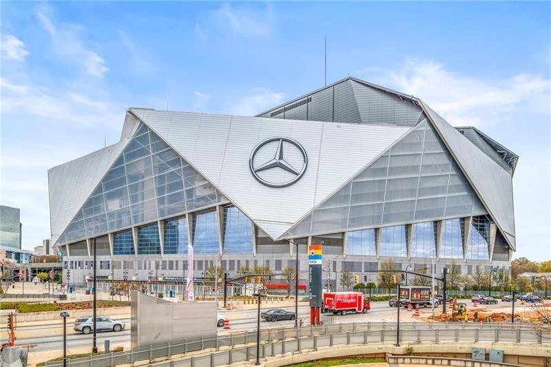 489 Hammons Way Southeast Atlanta, GA 30315 - Photo 44 of 47 a building view with outdoor space