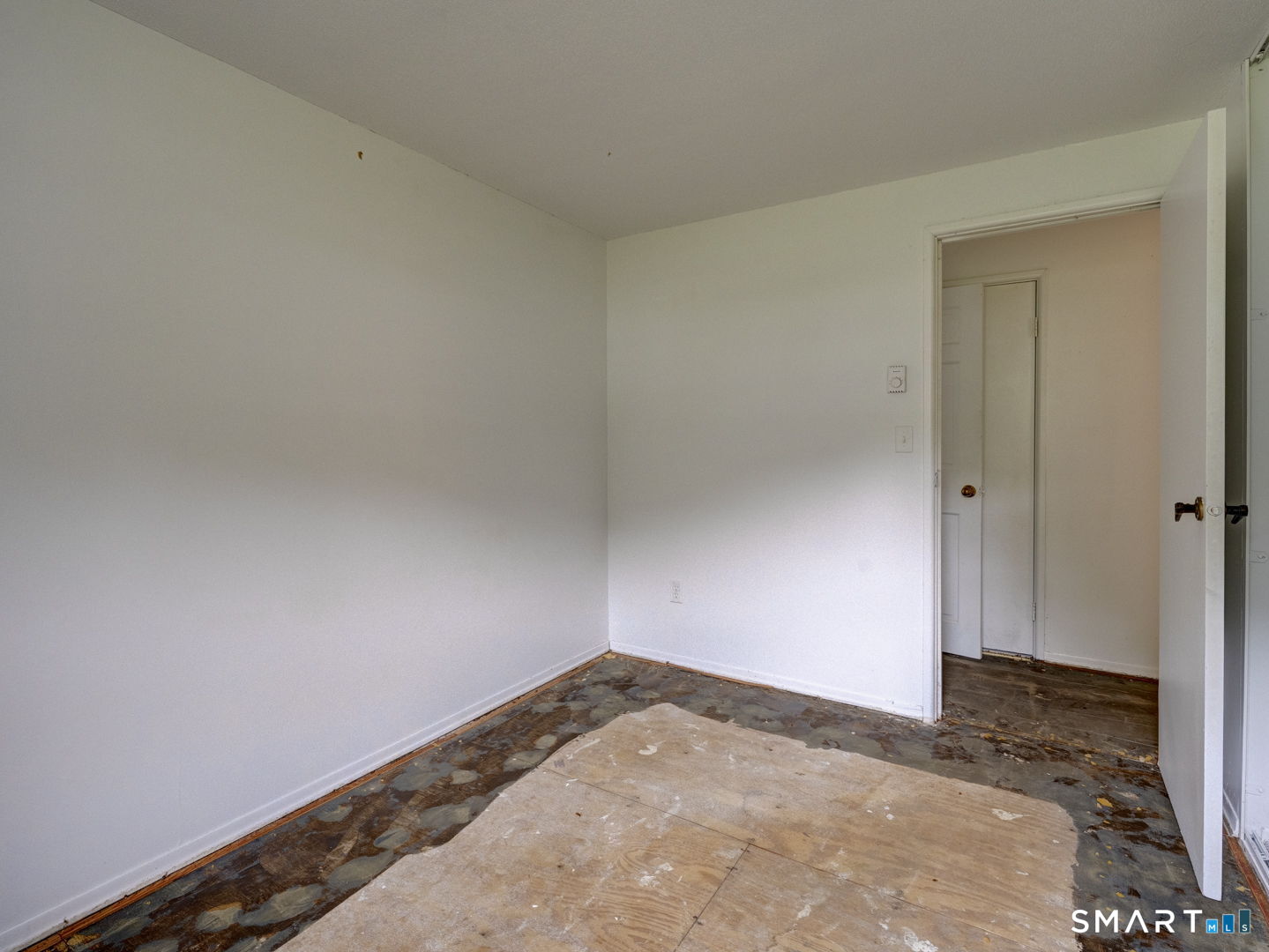 37 Spring View Lane Windham, CT 06226 - Photo 21 of 32