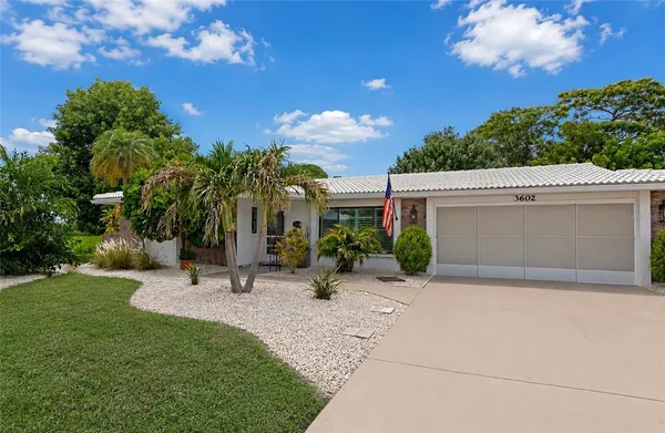 $394,500 | 3602 Joyce Drive, Bradenton, FL 34208