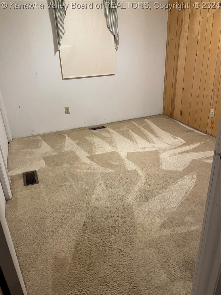 1219 Crescent Road Charleston, WV 25302 - Photo 12 of 18 Gallery Image 12