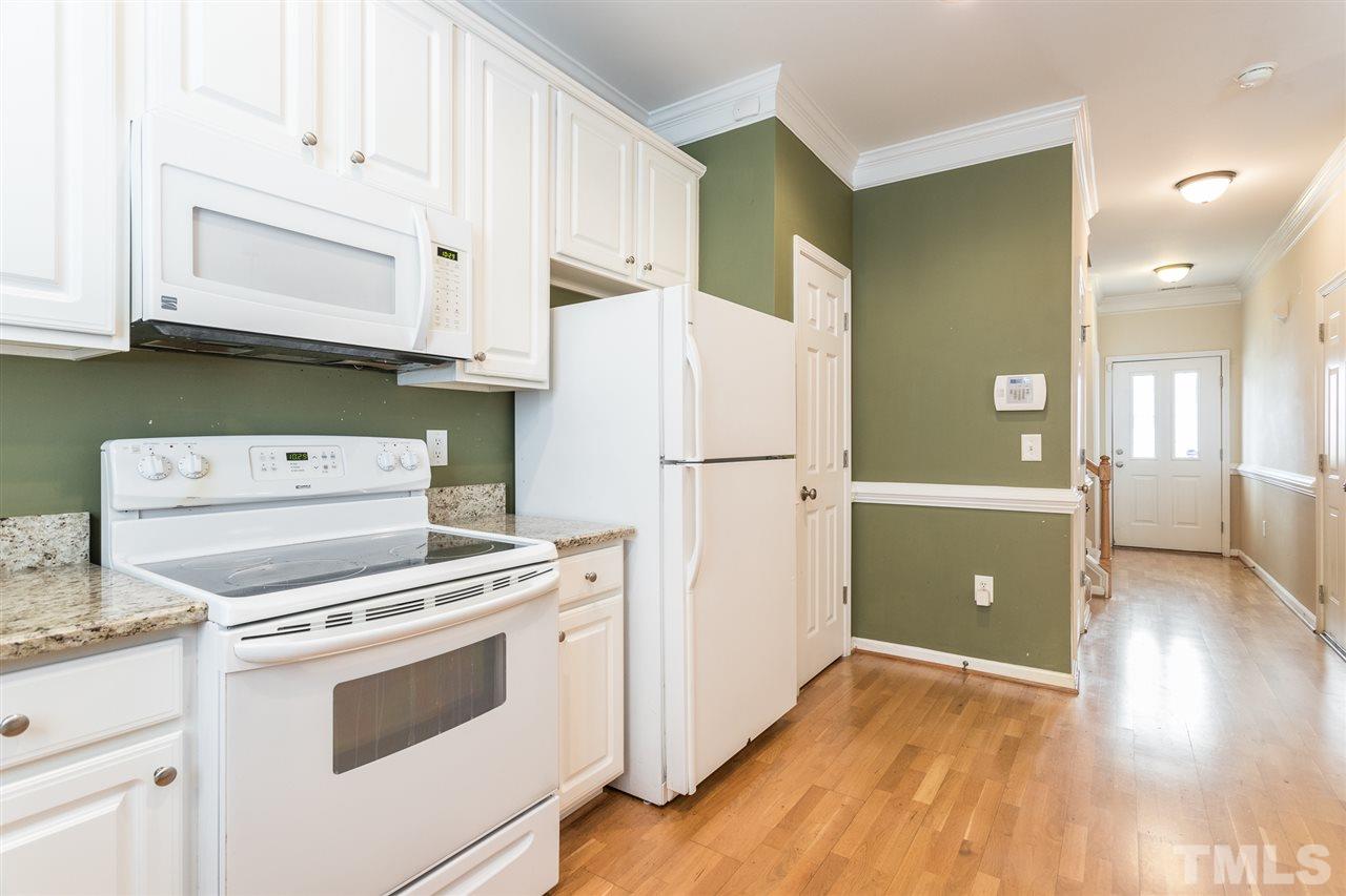 3018 Andover Glen Road Raleigh, NC 27604 - Photo 9 of 30