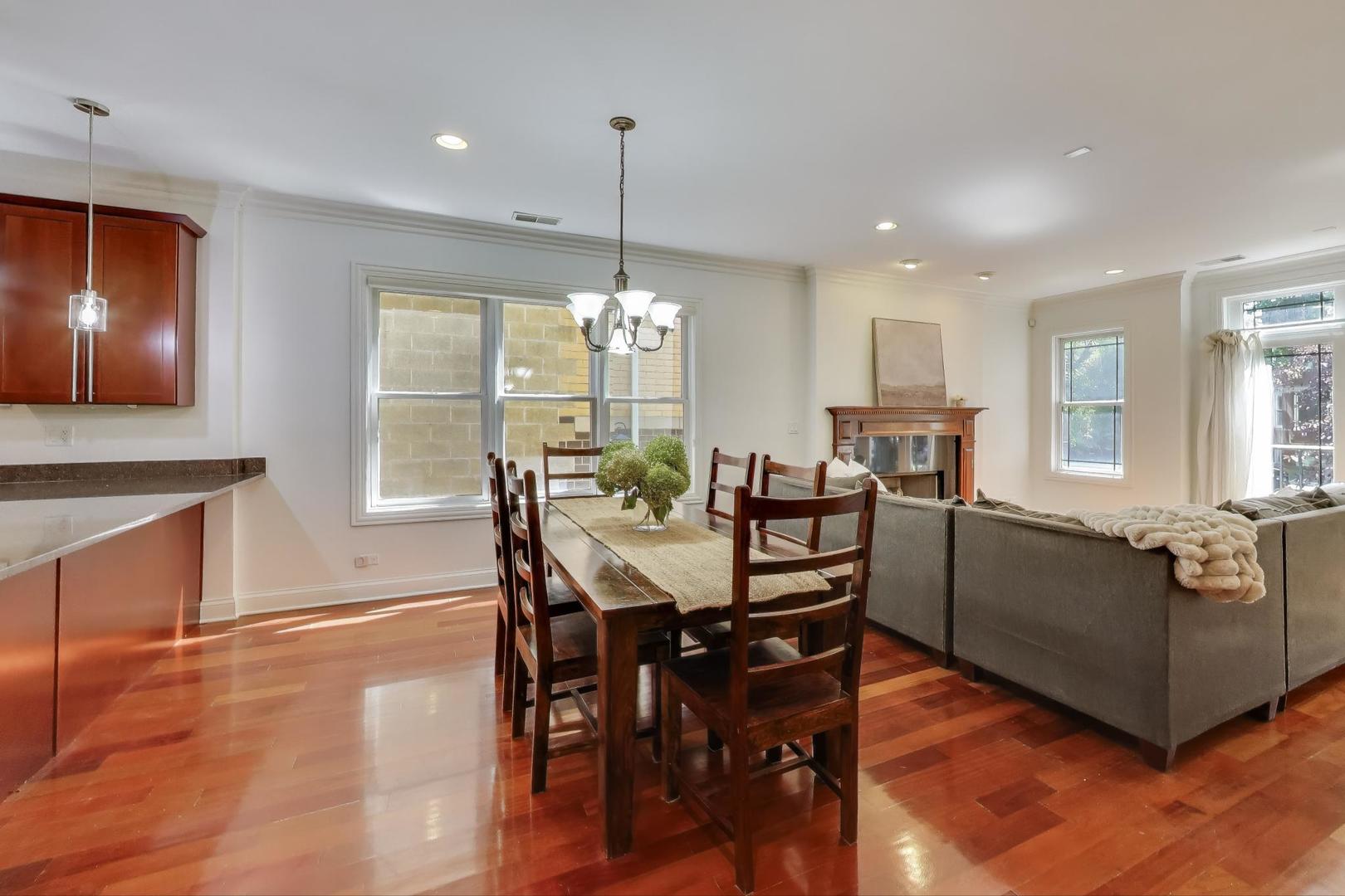 2150 West Addison Street, Unit 1 Chicago, IL 60618 - Photo 6 of 30 Gallery Image 6