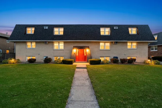 $1,550 | 609 East 3rd Street, Unit 5, Lockport, IL 60441