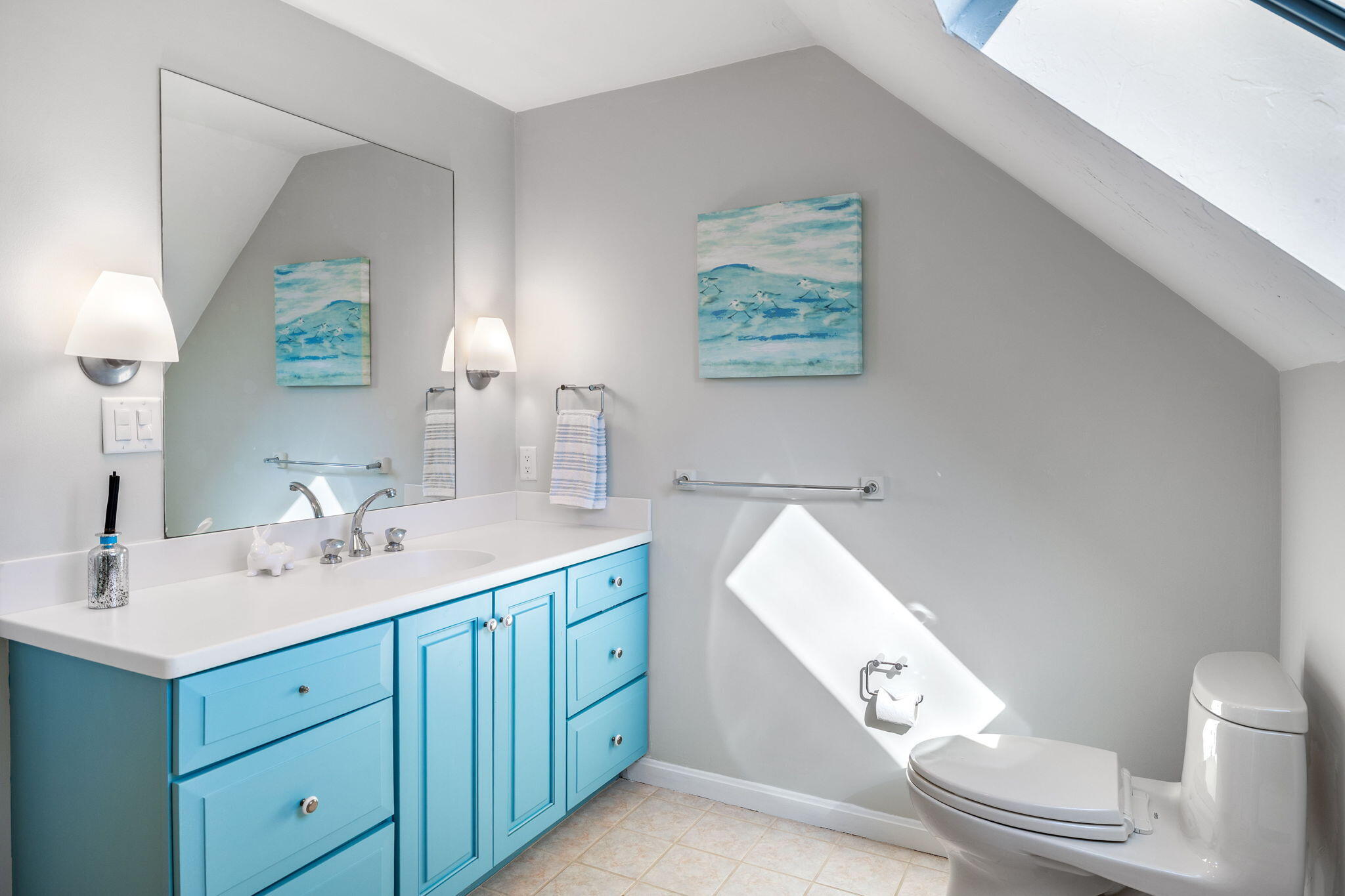 33 Torrey Road East Sandwich, MA 02537 - Photo 26 of 39 a en suite bathroom with a double vanity sink and a mirror