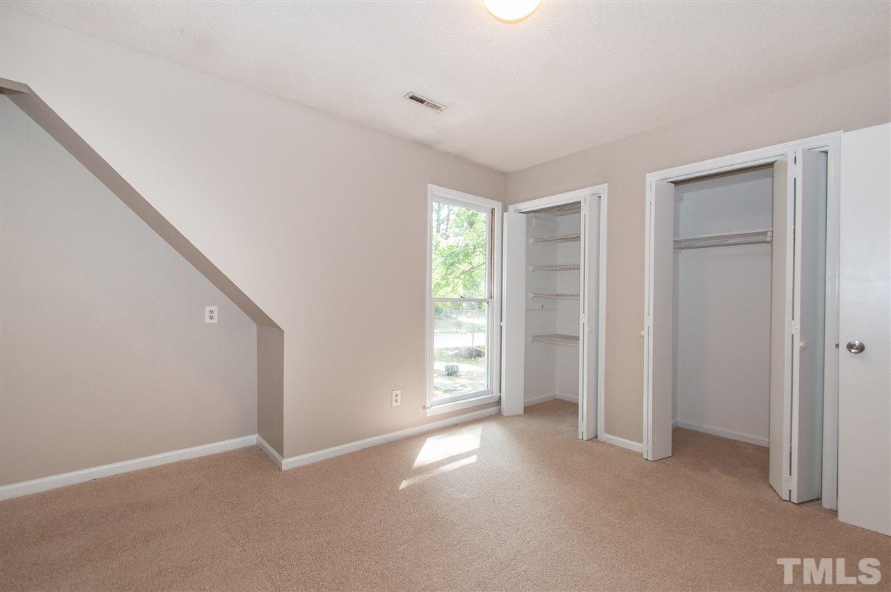7401 Thorn Ridge Road Raleigh, NC 27613 - Photo 14 of 30