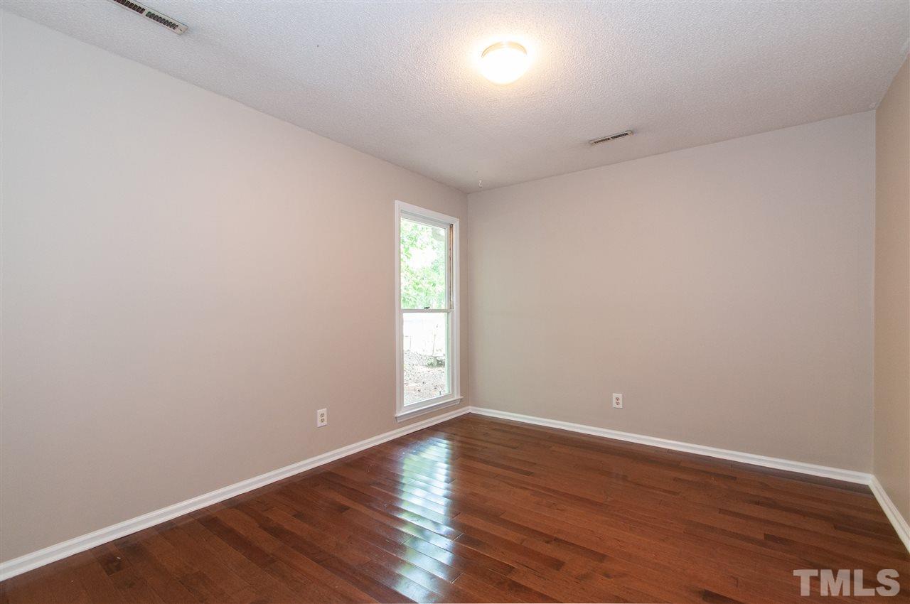 7401 Thorn Ridge Road Raleigh, NC 27613 - Photo 17 of 30