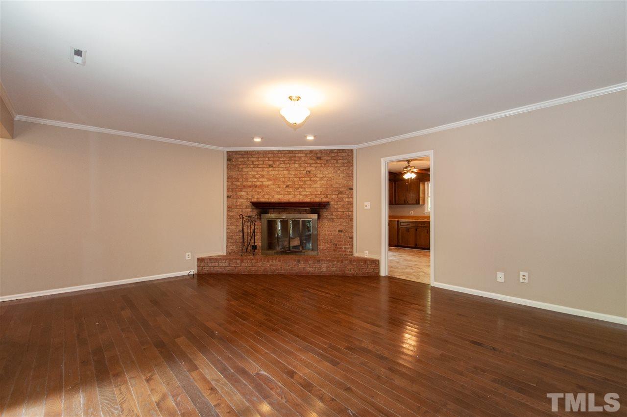 7401 Thorn Ridge Road Raleigh, NC 27613 - Photo 3 of 30