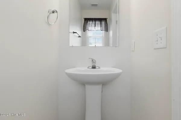 $279,000 | 70 Thornbury Drive, Rocky Point, NC 28457