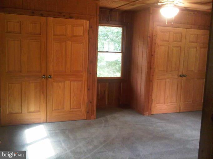 7122 Dudie Road Marshall, VA 20115 - Photo 5 of 14 Master Bedroom