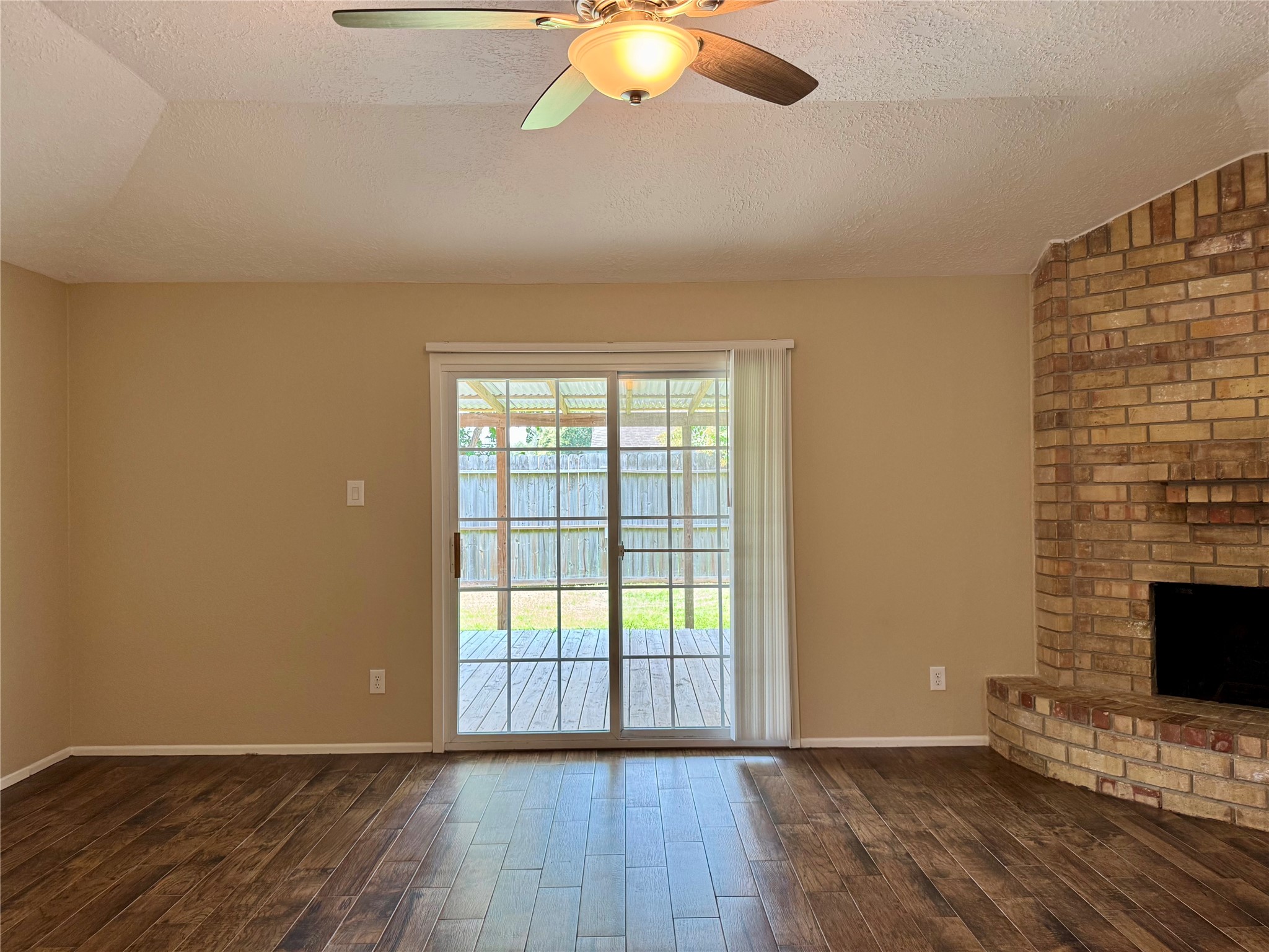 9831 Shell Rock Road La Porte, TX 77571 - Photo 2 of 2