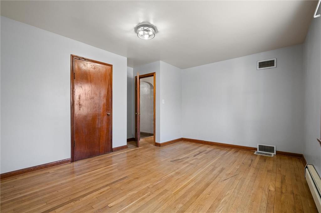 2459 Hillsville Road Edinburg, PA 16116 - Photo 14 of 32 Bedroom 1 - First floor