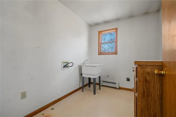 $280,000 | 2459 Hillsville Road, Edinburg, PA 16116