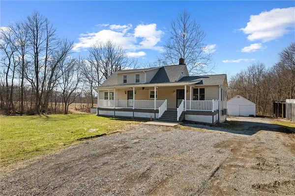 $280,000 | 2459 Hillsville Road, Edinburg, PA 16116