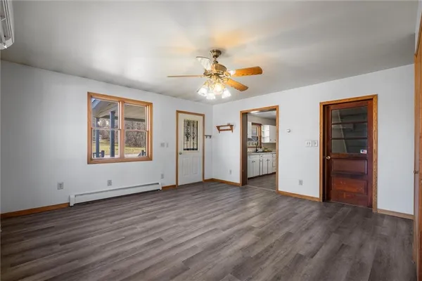 $280,000 | 2459 Hillsville Road, Edinburg, PA 16116