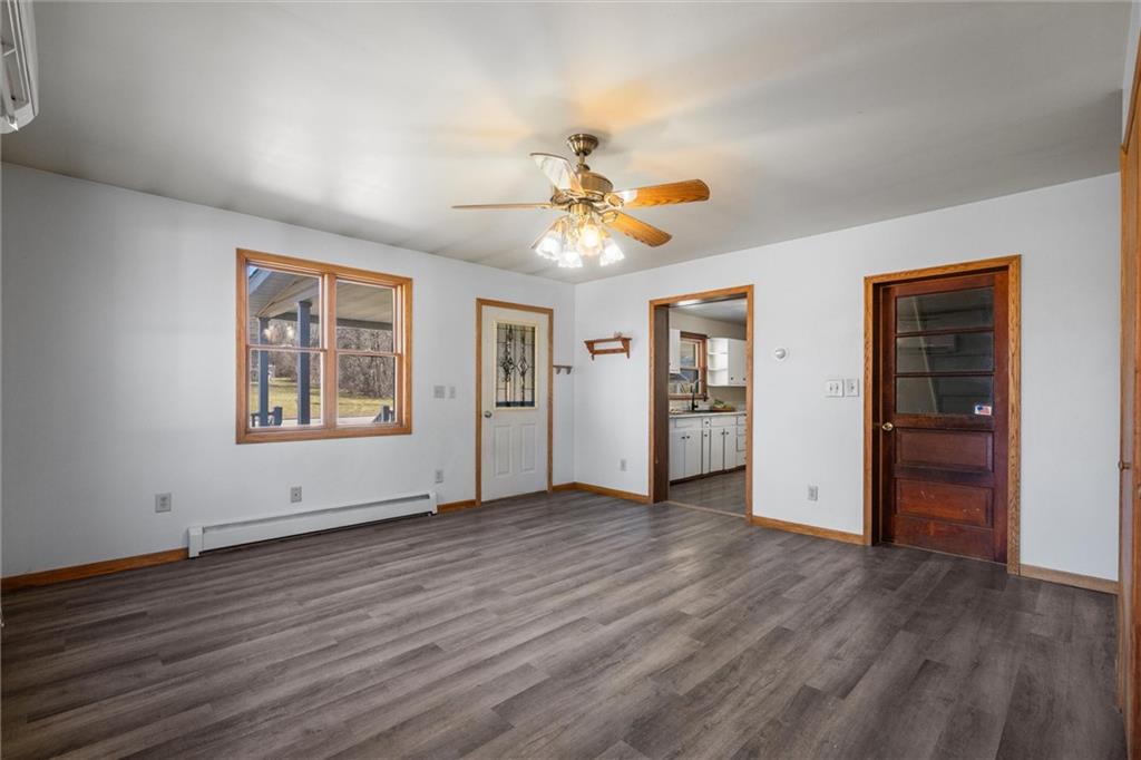 2459 Hillsville Road Edinburg, PA 16116 - Photo 7 of 32