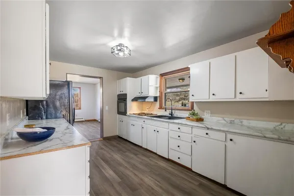 $280,000 | 2459 Hillsville Road, Edinburg, PA 16116